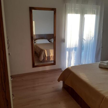 Apartment Luka Bibinje Eksteriør bilde