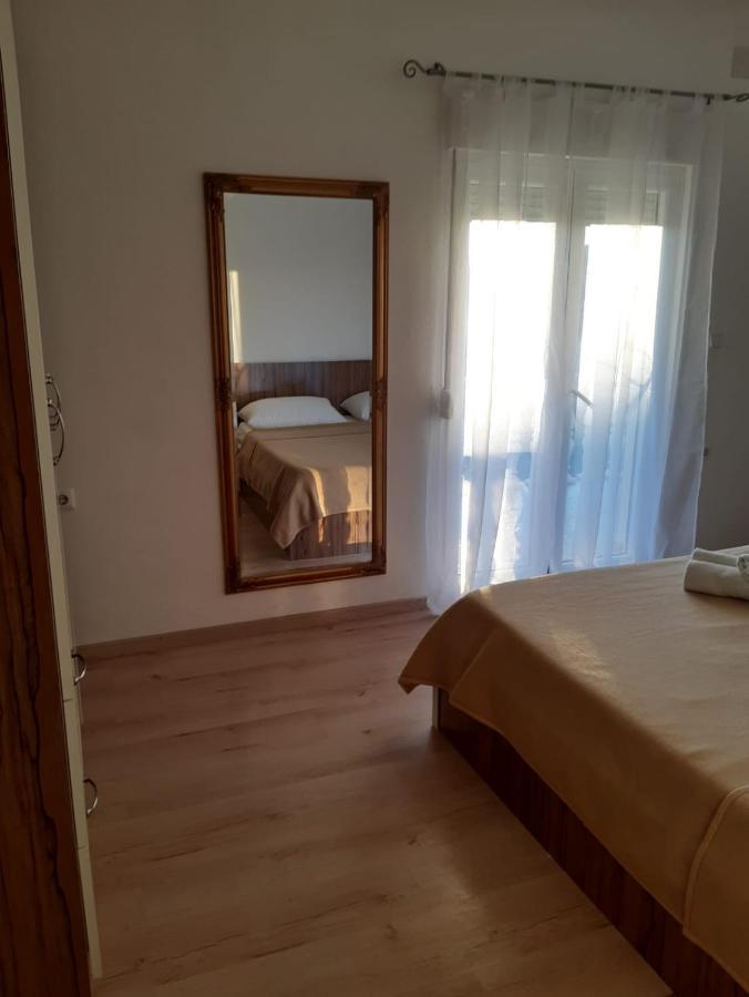 Apartment Luka Bibinje Eksteriør bilde